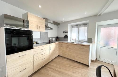 Saint-Pierre-d'Albigny House | La Source Du Bonheur -Clim Parking