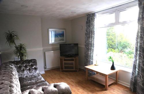 Prestwich Apartment | La Suisse Serviced Apartments