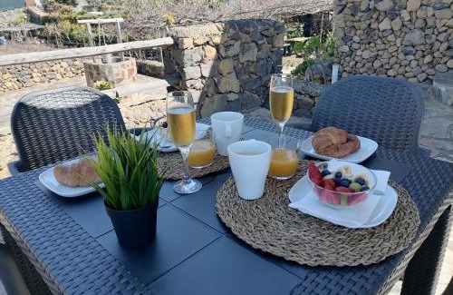 Icod de los Vinos Ski Chalet | LA TAGORA Conect with the nature & relax