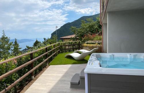 Aer Apartment | La Terrazza sul Lago, Tignale