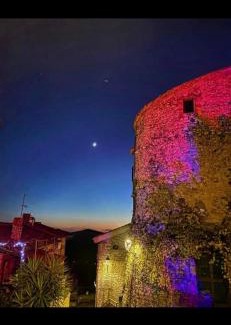 Moricone Apartment | La “Torre dell’amore”