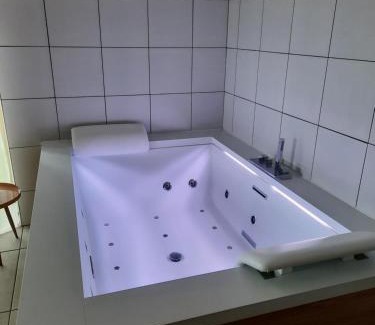 Recoules-Previnquieres House | La Tour d'Olympe