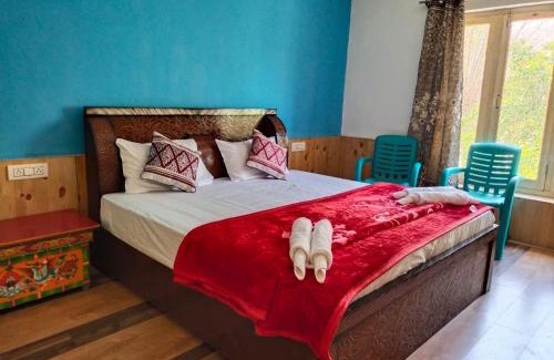 Hundar House | LA-TSAS GUEST HOUSE