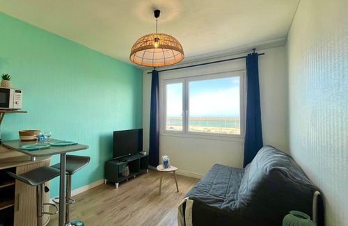 Port Apartment | La Vague vue sur l'Antre du dragon