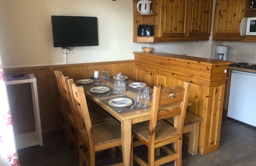 Les Avanchers-Valmorel Apartment | La Valériane 214 - Charming 3-room apartment close to the slopes and the village centre