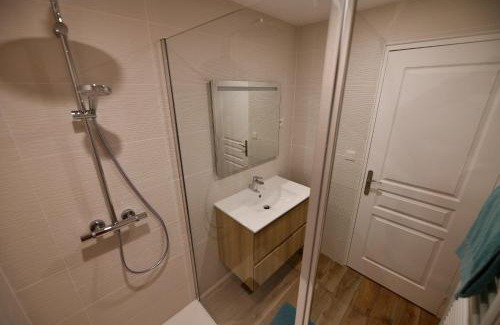 Taden House | La Vallée du Launay