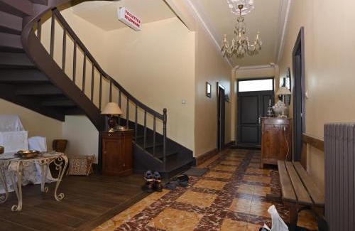 Cerilly House | La Varenne - FR-1-489-399