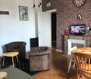 Meslay-du-Maine Apartment | La vie de château