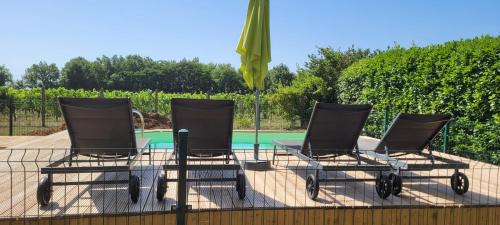 Sainte-Colombe House | La Vigneraie de Laura: Gîte Entre Vignes et Chênes