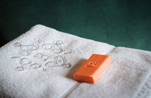 Jambes Bed & Breakfast | La Villa Balat