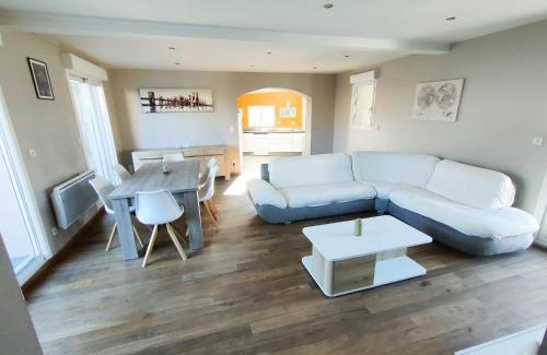 Aureilhan House | La villa de Julien avec piscine