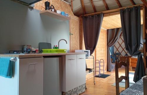 Planchez Other | La yourte au pré du réu