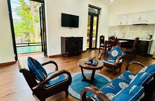 Cua Đai Apartment | Laa House