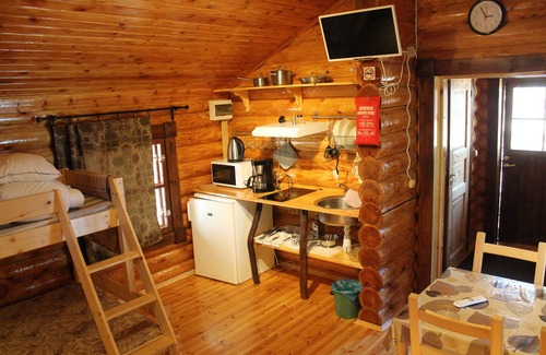 Ristijarvi Cabin | Laahtanen leirintä ja lomakylä