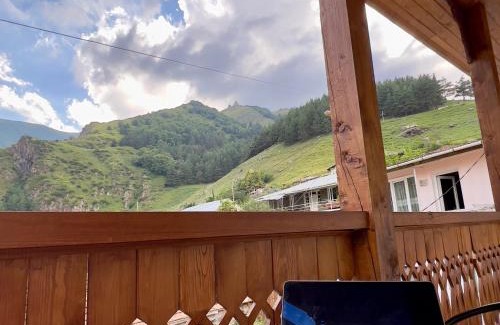 Stepantsminda House | Labarum Guesthouse