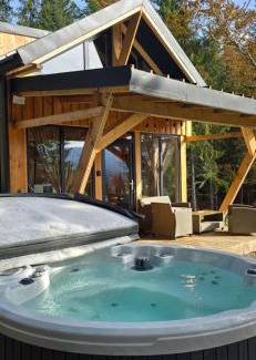 Colibita Cabin | Lacașul Lupilor