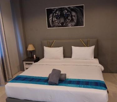 Bophut Hills Hotel | Laemdin Hotel