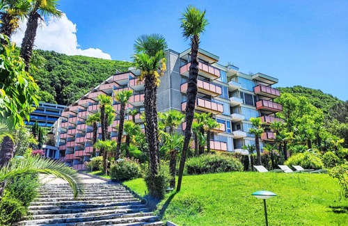 Bissone Apartment | Lago di Lugano Relax Apt.604 by Interhome