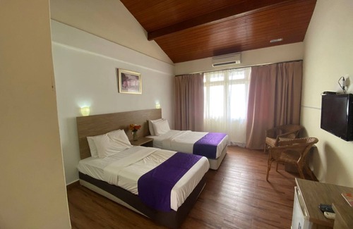 Sungai Baru Tengah Resort | Laguna Bidara Beach Resort