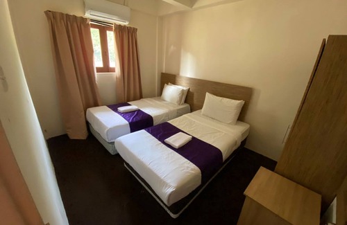 Sungai Baru Tengah Resort | Laguna Bidara Beach Resort