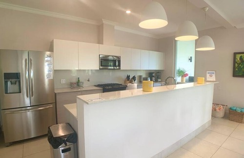 Playa Blanca Villa | Laguna Lake House - Private Pool - King Bed - Sleeps 14