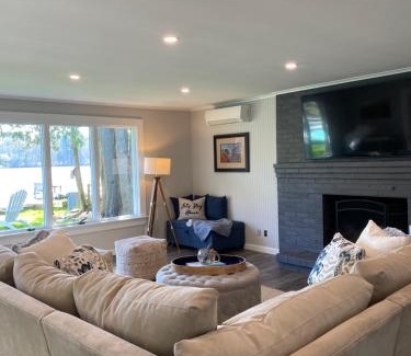 Amesbury Apartment | Lake Attitash Waterfront w/private dock