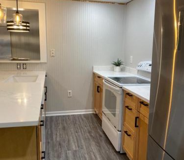 Amesbury Apartment | Lake Attitash Waterfront w/private dock