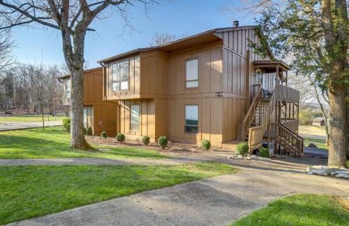 Bronston Apartment | Lake Cumberland Resort Condo with Direct Lake Access
