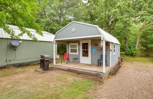 Emory Apartment | Lake Fork Studio Cabin with Dock and Boat Ramp!