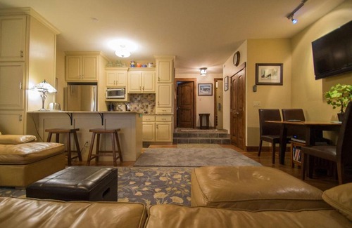 Summit Cove House | Lake Haus #C9 by Book by Owner