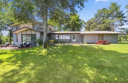 Iron Mountain House | Lake Home,1st Floor only, in a quiet Lake Antoine neighborhood.