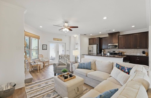 Palo Pinto County House | Lake it Easy* 4/3 in Hells Gate, Water Access (option for 6 bedrooms)