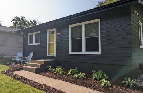 Union Grove Apartment | Lake it Easy at this beautiful 2 bedroom lake home