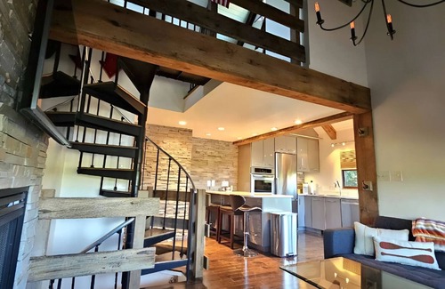 Mountainside Condo | Lake Loft at Deep Creek Lake