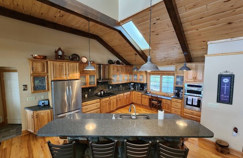 Montague Cottage | Lake Michigan Private Beachfront Midterm Rental