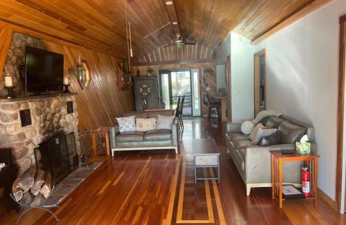 Hamilton Villa | Lake Moraine Home #7 Near Colgate University