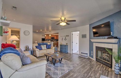 Village of Four Seasons Apartment | Lake of the Ozarks Views, Patio Regatta Bay Condo