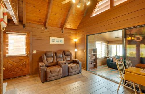 Okeechobee House | Lake Okeechobee Cabin with Boat Launch and Patio