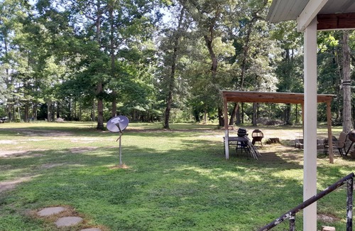 Zavalla Cabin | Lake Sam Rayburn Cabins, #1 front cabin at Monterrey Park an Boat launch