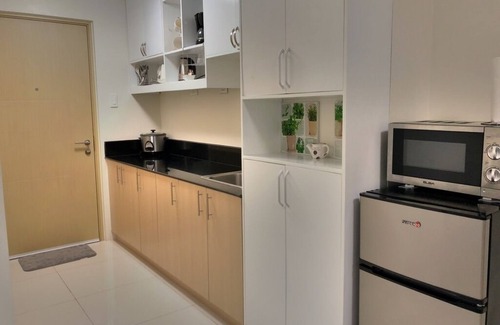 Tagaytay Apartment | Lake View Condo at Wind Residences