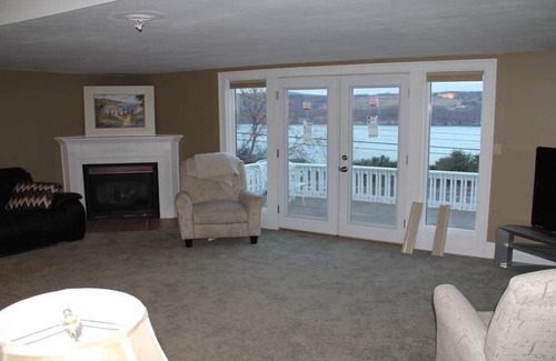 Watkins Glen House | Lake view home on a bluff overlooking Seneca Lake