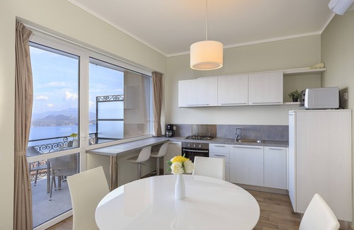 Someraro Apartment | Lake View, Luxury Apartment in Someraro, Stresa - Apartment WEST