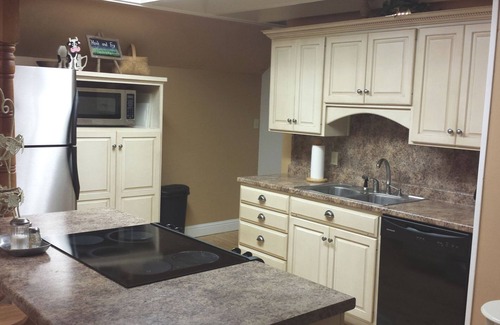 Penrod House | Lake Waterfront, Dock, Pet Friendly, Concrete Loop Driveway, Kayaks,No Wake Zone