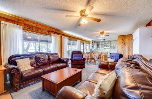 Hawthorne House | Lake Winnott Home with Boat Ramp and Dock