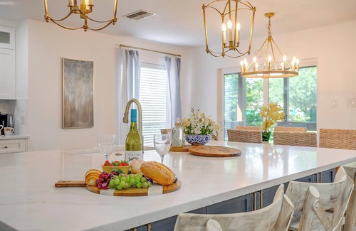 Granbury House | Lakefront 5BR w/Pool & Dock