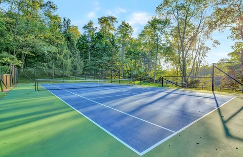 Johnsonburg House | Lakefront Achieve Cabin/3BR on 200-Acre Estate