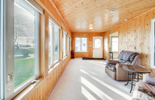 Aitkin House | Lakefront Aitkin Home with Sunroom Walk to Beach!