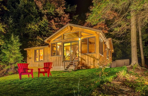 Arietta Cabin | Lakefront and Private with Stunning Views