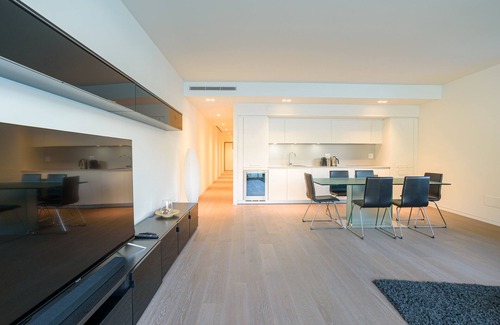 Laglio Apartment | [Lakefront Apartment]