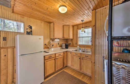 Winnsboro Apartment | Lakefront Cabin w/2 Lofts, Boats on 4 Acres